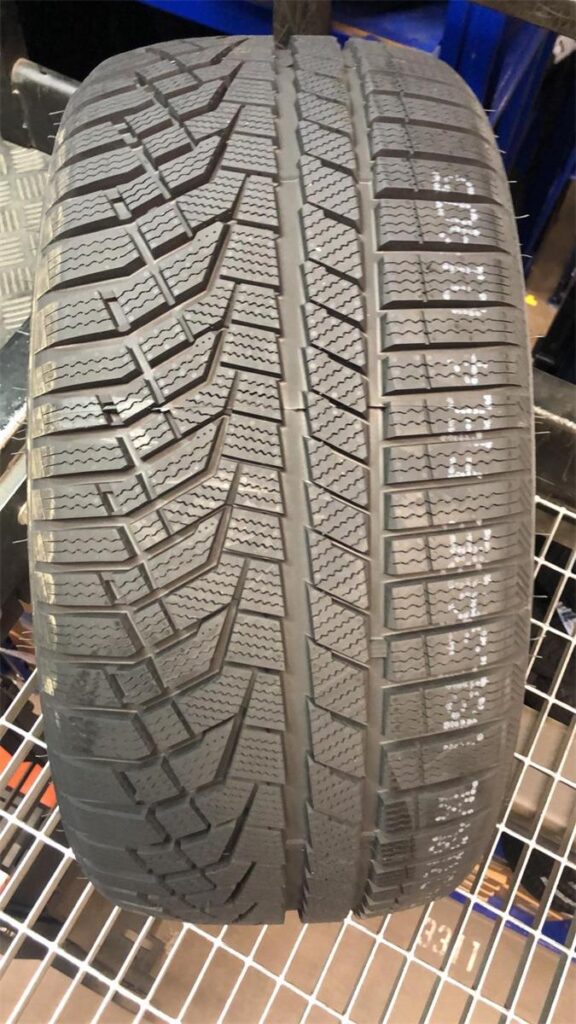 245/40R18 97V Sailun ICE BLAZER Alpine EVO 1 XL Kitka