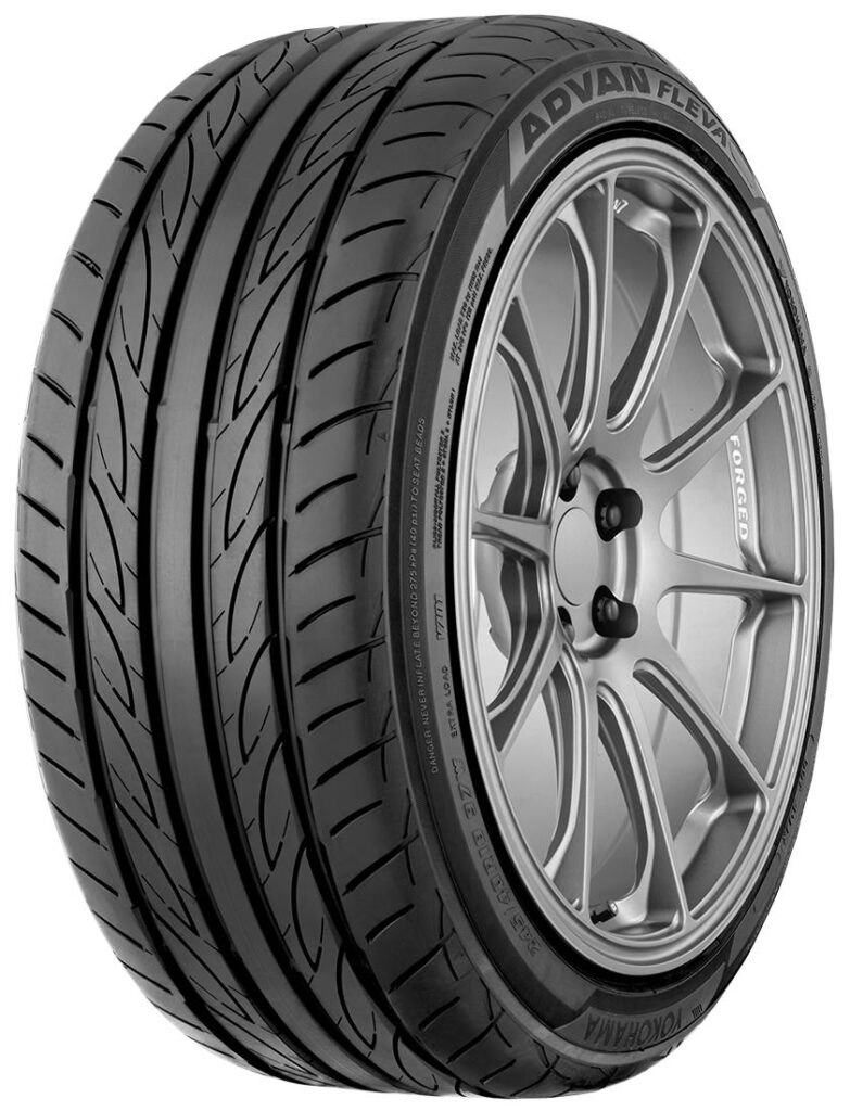 245/40R18 97W Yokohama ADVAN Fleva V701 XL RimProtect