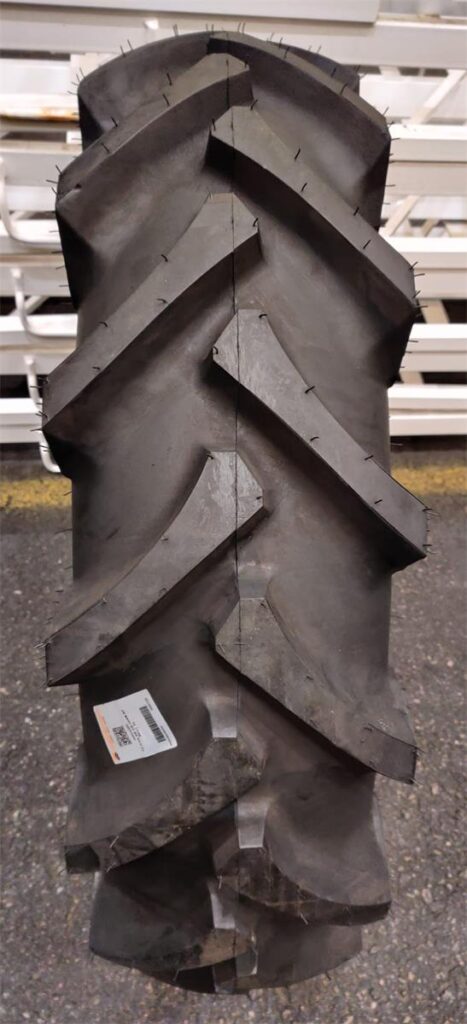 18,40-34 Ascenso AFB 821 16PR R-1 Steel belted